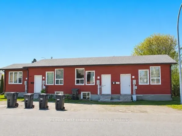 303 Frederica St W, Thunder Bay, ON P7E 3W4