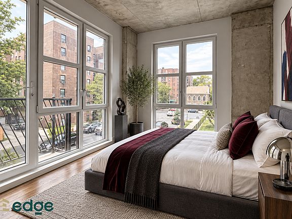 5th image of 2021 Farragut Rd APT 2E