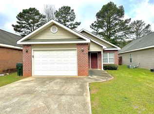 104 Rolling Woods Cir, Warner Robins, GA 31088
