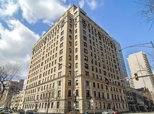 3100 N Sheridan Rd APT 9A, Chicago, IL 60657
