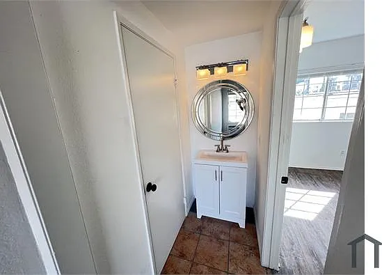 5316 Cahuenga Blvd #5