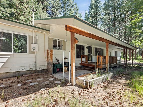 2nd image of 18 Hida Way