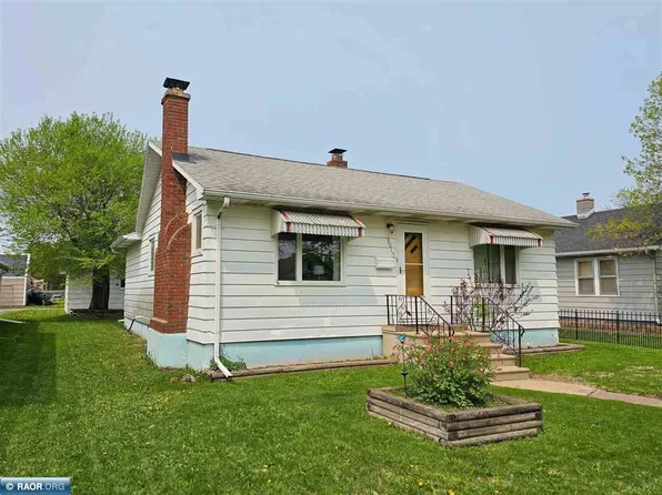 3015 4th Ave W, Hibbing, MN 55746