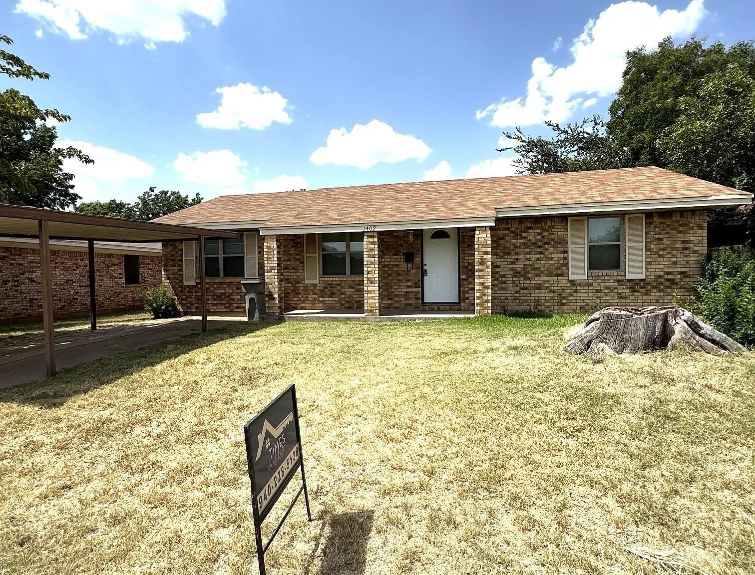 3 bed, 1.0 bath, 1376 sqft, $1,495 — Photo 1