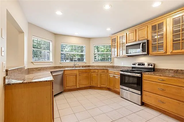 103 Pineland Dr — Photo 7