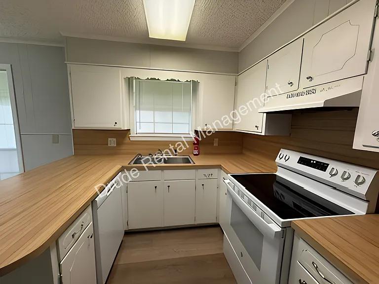 14259 Lamonte Ln — Photo 25