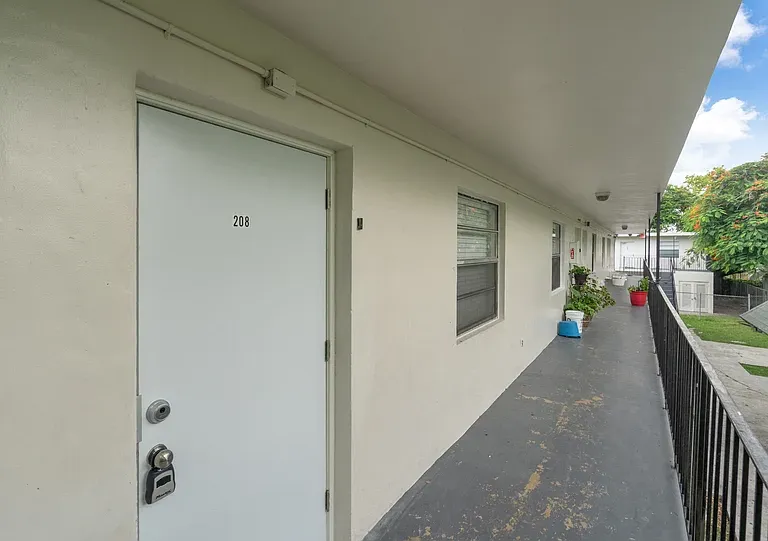7720 N Miami Ave #208 — Photo 13