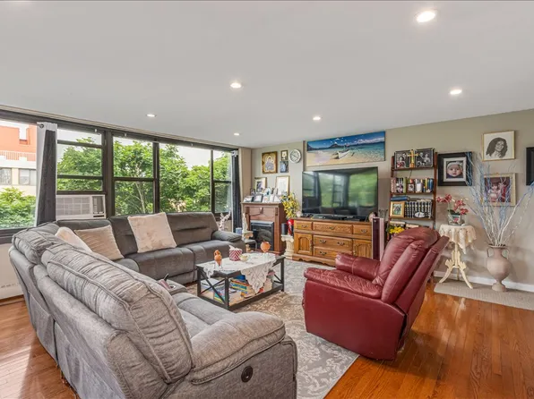 7-04 166th Street image 12 of 24