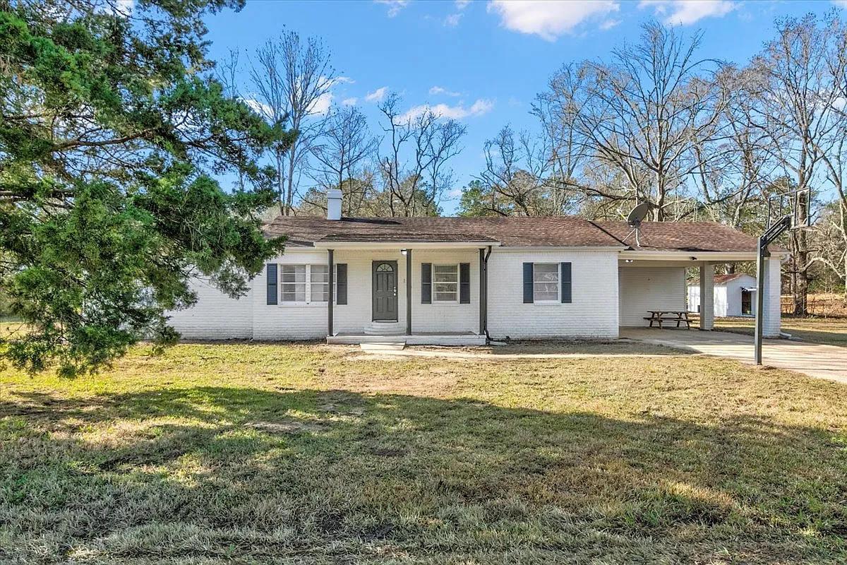 185 Weiss Bluff Rd - 185 Weiss Bluff — Photo 1
