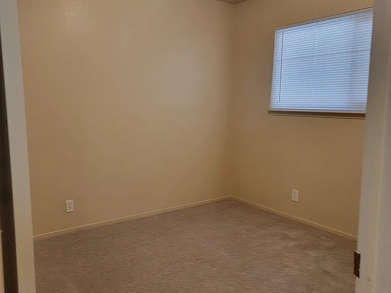 3391 E Fairmont Ave #A — Photo 6