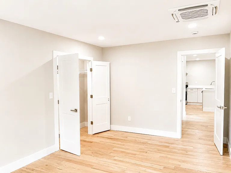 10-12 H St #2 — Photo 13