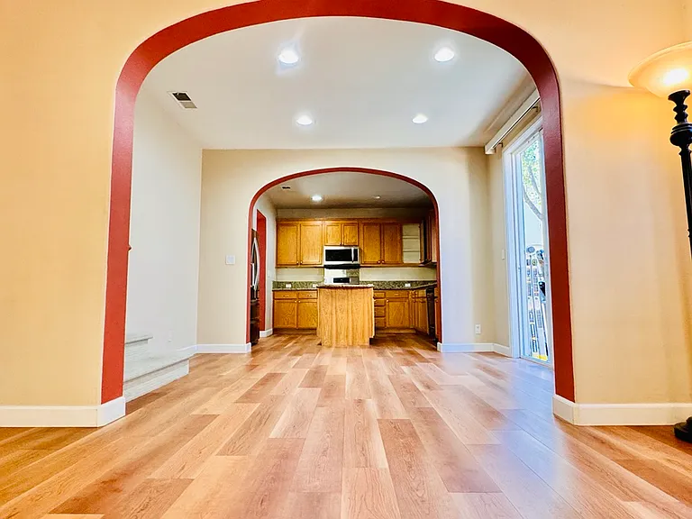 2652 Basswood Dr — Photo 6