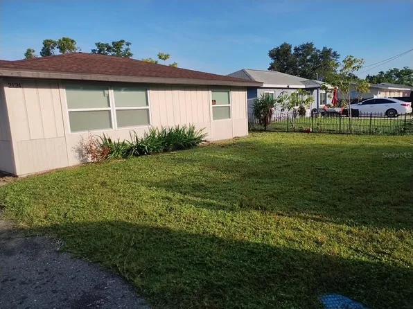 2124 3rd St E, Bradenton, FL 34208