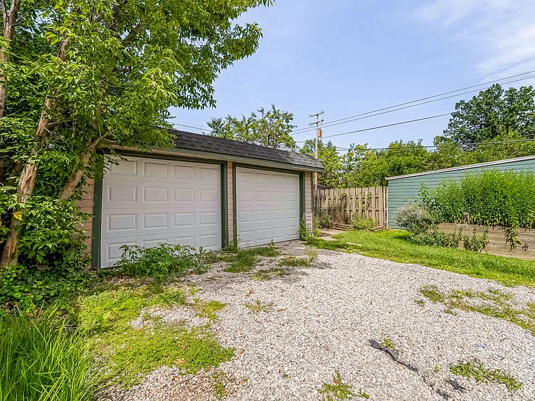 14520 Bayes Ave — Photo 18