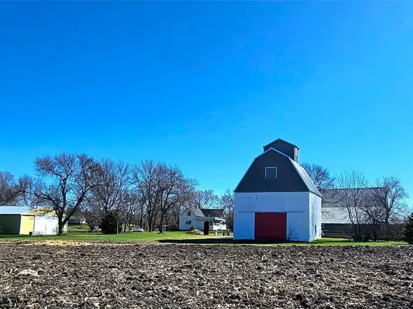 52503 150th St, Donnelly, MN 56235