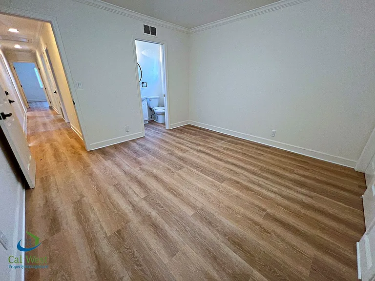 3048 San Luis Rey Ave — Photo 23