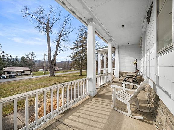 4th image of 9806 Munson Hill Rd