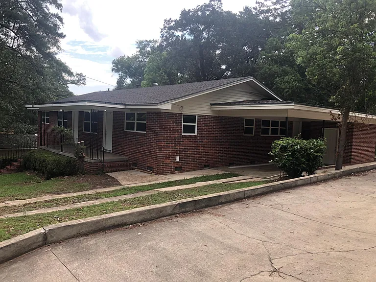 1858 Ivy Ln #1 — Photo 5