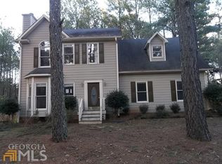 22 Chickasaw Cir, Sharpsburg, GA 30277