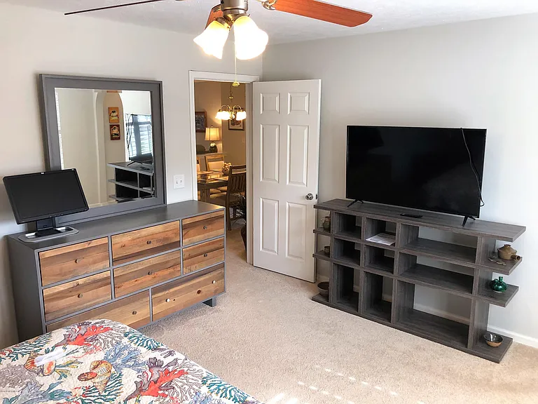 633 Spencer Farlow Dr #20 — Photo 18
