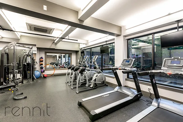 Rented by Rennit Inc. | media 17