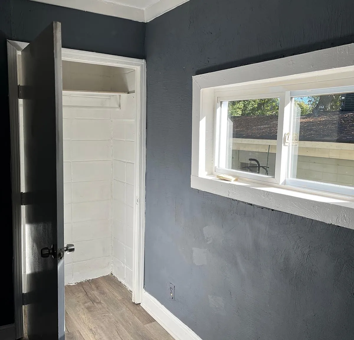 2 bed, 1800 sqft, $1,300 — Photo 4