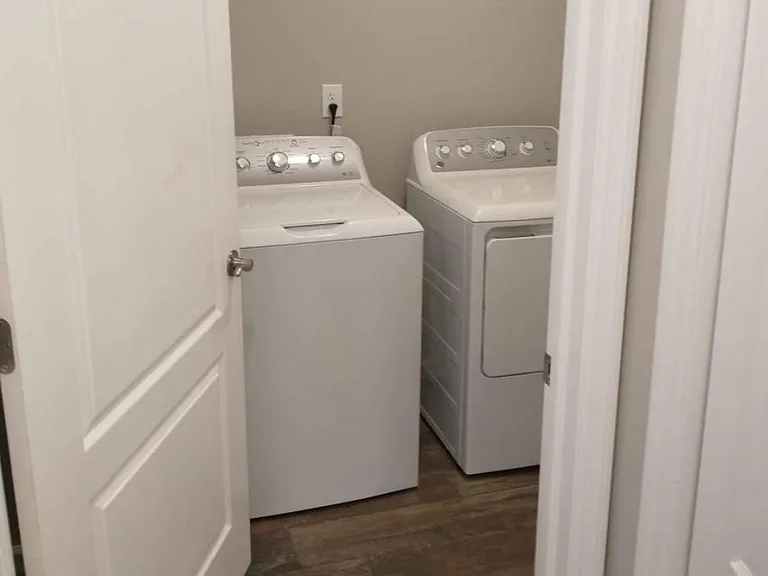 6013 Cameron Dr #1-2 — Photo 10