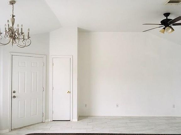 3rd image of 609 Kings Way Dr #609B