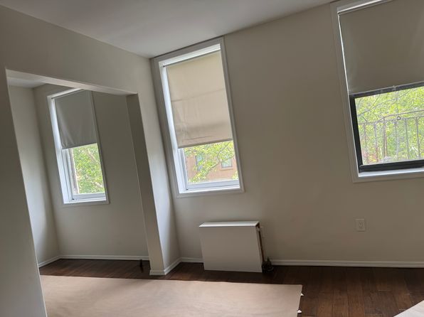 286 Clinton St APT 4A