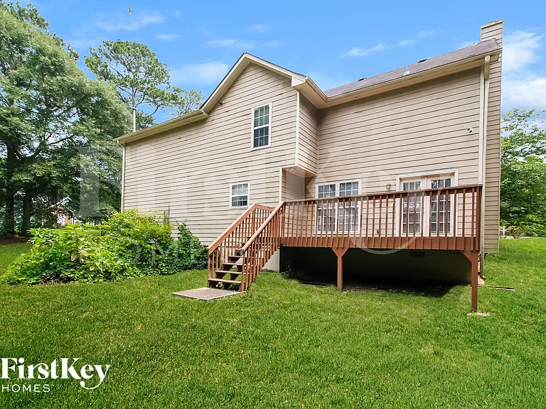 15 Fenwick Way — Photo 14