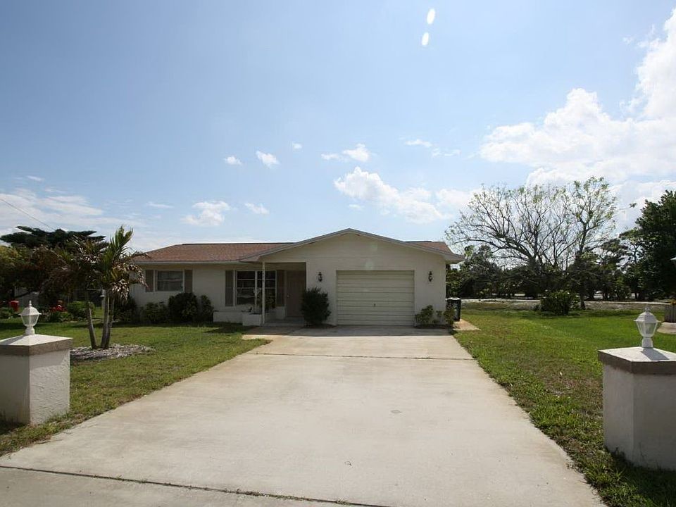 1st image of 3428 NE Melba Dr