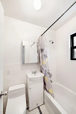 Rented by Halstead Real Estate | media 20