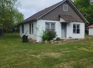 907 Reine St S, Mena, AR 71953