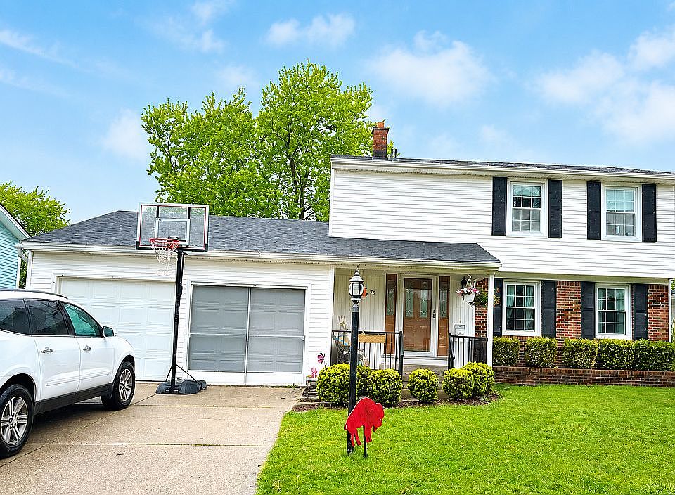 1st image of 78 Christopher Dr
