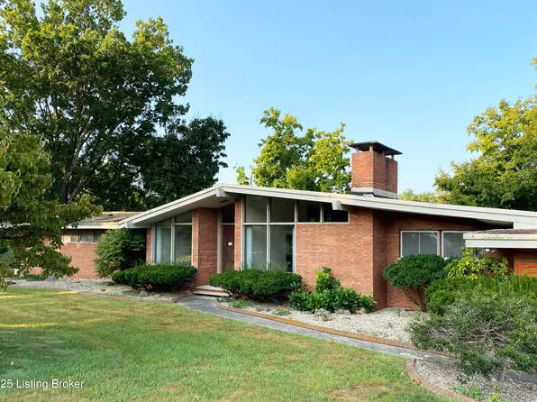 1206 Park Hills Ct, Louisville, KY 40207