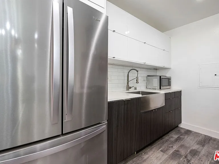12735 Caswell Ave #4 — Photo 5