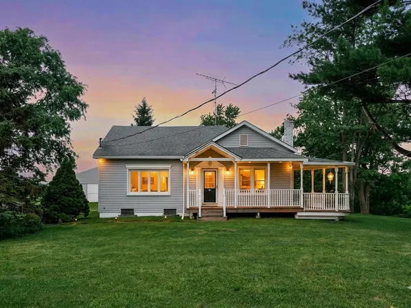 8240 Randolph St, Crown Point, IN 46307