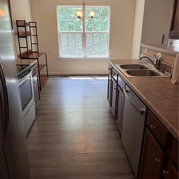 4307 Twisted Oak Dr — Photo 7
