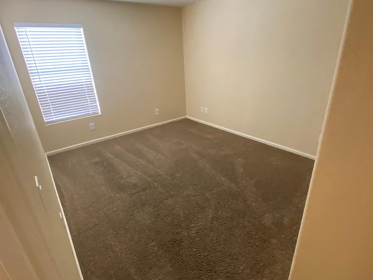 2504 W Hedgehog Pl — Photo 15