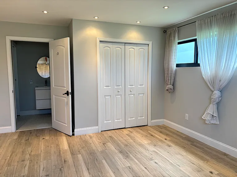 310 Orange Way — Photo 26