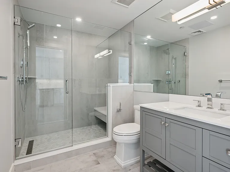 355 Phillips Park Rd #301 — Photo 2