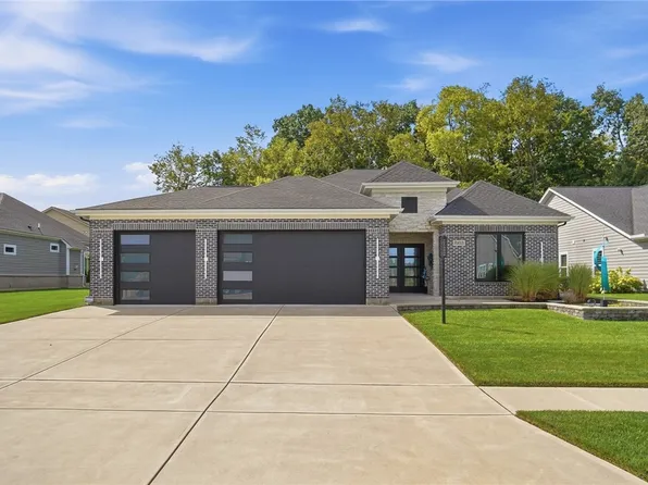 9493 Monaco Cir, Centerville, OH 45458