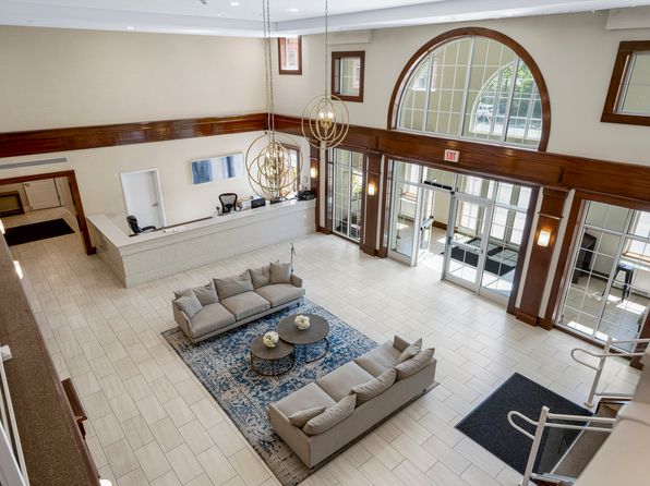 10 Byron Pl UNIT 217