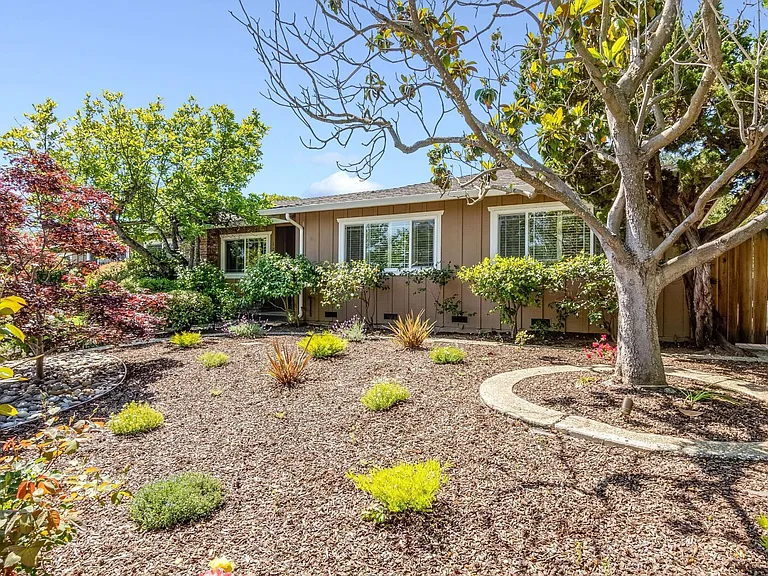 12371 Saraglen Dr — Photo 37