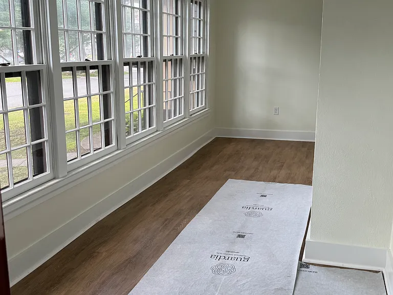 Sun Room (7 x 12)