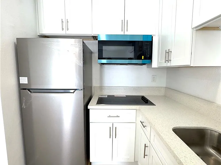 3809 Carol Dr #C — Photo 5