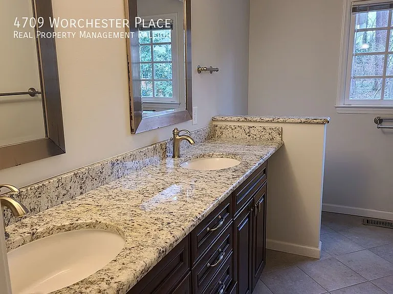 4709 Worchester Pl — Photo 11