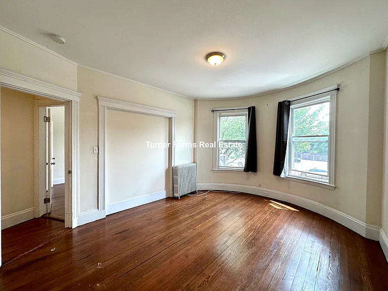 692 Columbia Rd #2A — Photo 9