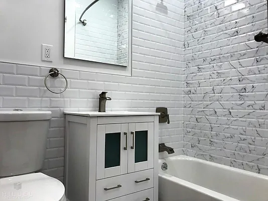 Rented by NY Living Solutions | media 19