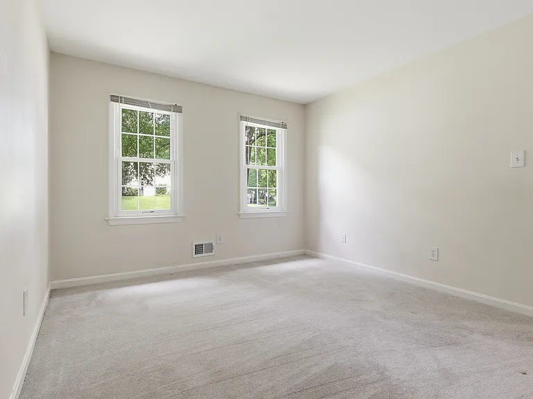 8747 Arley Dr — Photo 21